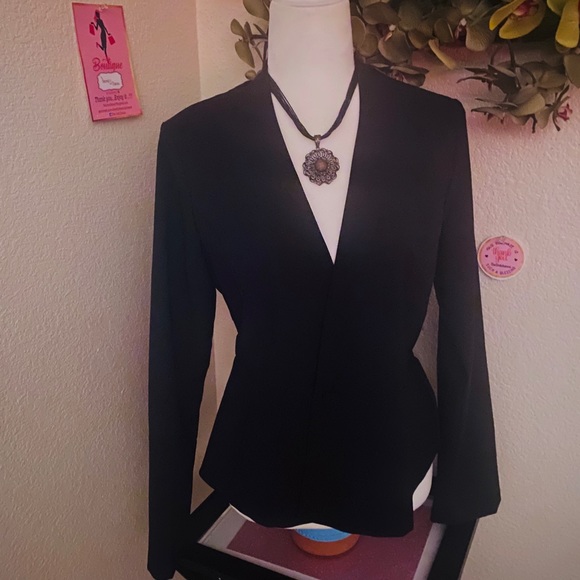 COPY - “HAVE” Elegant Black Coat size “ Medium “ - Picture 6 of 13